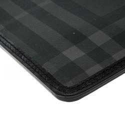 Pre Owned Burberry Black Beat Check Vinyl and Leather Ipad Pouch