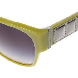 مملوكة مسبقًا Burberry Lime Green Round Sunglasses