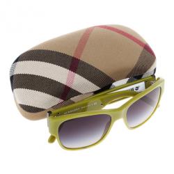 مملوكة مسبقًا Burberry Lime Green Round Sunglasses