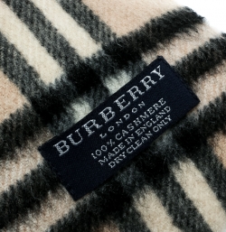 Pre Owned كوفية بربري بيج كشمير كاروهات نوفا