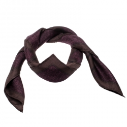 مملوكة مسبقًا Burberry Beige Novacheck and Belt Print Silk Square Scarf 