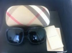 مملوكة مسبقًا Burberry Large Black Square Women Sunglasses