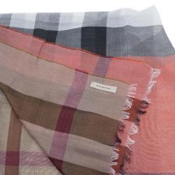 مملوكة مسبقًا Burberry Novacheck Blend Stole