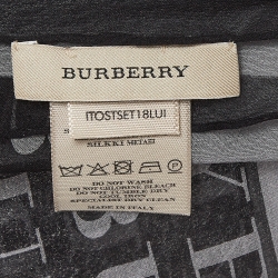 مملوكة مسبقًا Burberry Monochrome Logo Printed Silk Scarf