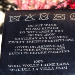 Pre Owned فستان سويتر بربري بسحاب أمامي تويد مربعات وردي مقاس صغير (سمول)