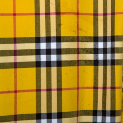 Pre Owned قميص بربري كاروهات نوفا أصفر L