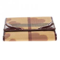 Pre Owned Burberry Burgundy Nova Check Canvas Heart Compact Wallet