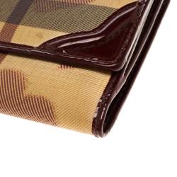 Pre Owned Burberry Burgundy Nova Check Canvas Heart Compact Wallet