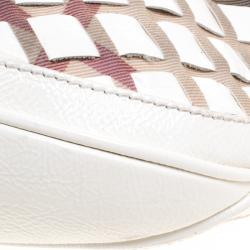 Pre Owned Burberry White House Check Patent Leather and PVC Brooke Hobo