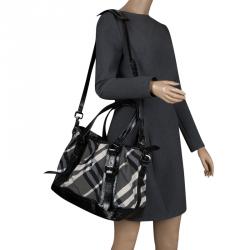 Pre Owned Burberry Black Beat Check Nylon and Patent Leather Medium Lowry Tote