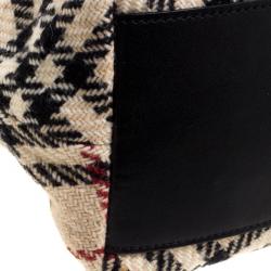 Pre Owned Burberry Beige Nova Check Tweed Shoulder Bag