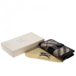 Pre Owned Burberry Black Novacheck PVC Penrose Continental Wallet