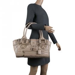 مملوكة مسبقًا Burberry Beige Quilted Leather Manor Satchel