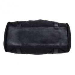 مملوكة مسبقًا Burberry Black Textile Shoulder Bag