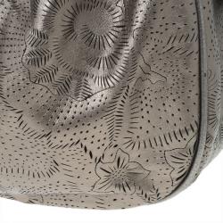 مملوكة مسبقًا Burberry Bronze Leather Degrade Lace Large Avondale Hobo