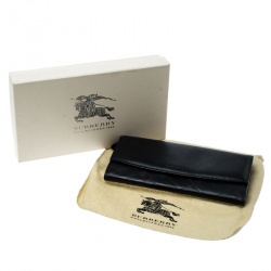 مملوكة مسبقًا Burberry Black Leather Continental Wallet