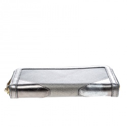Pre Owned Burberry Grey Nova Check PVC and Leather Zip Around Wallet