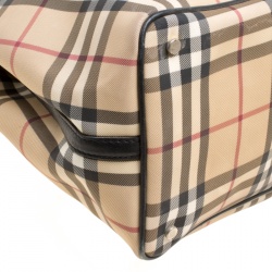 مملوكة مسبقًا حقيبة يد بربري ديابر جلد وPVC كاروهات هاوس سوداء/ بيج