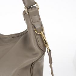 Pre Owned Burberry Medium Leather Corner Studded Hobo Bag