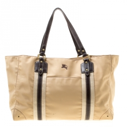 مملوكة مسبقًا حقيبة يد بربري جلد ونايلون بنية / بيج