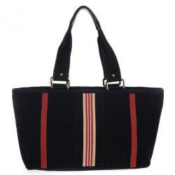 مملوكة مسبقًا Burberry Black Canvas Tote