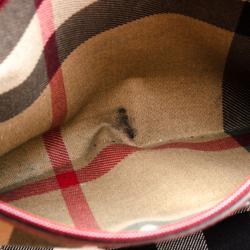 Pre Owned Burberry Leather Signature Bag