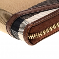 Pre Owned Burberry Brown/Beige House Check Canvas and Leather Zip Around Wallet
