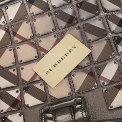 Pre Owned Burberry Warrior Nova Check ‘Brooke’ Hobo