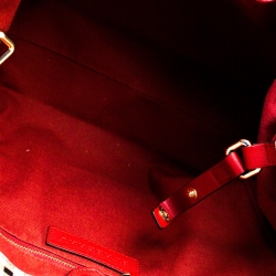 مملوكة مسبقًا Burberry Beige/Military Red Haymarket Check PVC Small Canterbury Tote