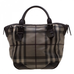 Pre Owned حقيبة بربري جلد و PVC كاروهات سموكد بنية داكنة