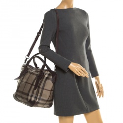 Pre Owned حقيبة بربري جلد و PVC كاروهات سموكد بنية داكنة