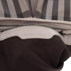 مملوكة مسبقًا Burberry Smoked Trench Coated Canvas Hartham Crossbody Bag