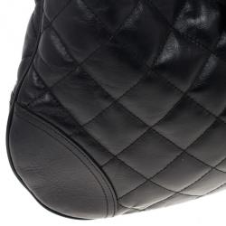 مملوكة مسبقًا Burberry Black Quilted Leather 'Brooke' Hobo 