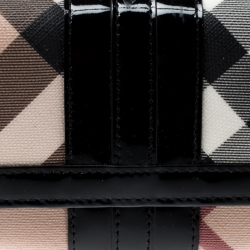 Pre Owned Burberry Beige/Black PVC and Patent Leather Penrose Continental Wallet