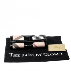 Pre Owned Burberry Beige/Black PVC and Patent Leather Penrose Continental Wallet