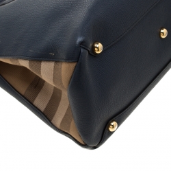 Pre Owned Burberry Navy Blue Leather and House Check Fabric Medium Banner Tote