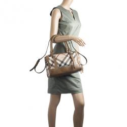 مملوكة مسبقًا Burberry Nova Check Floral Embossed Boston Satchel