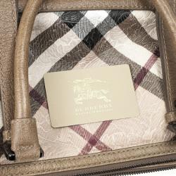 مملوكة مسبقًا Burberry Nova Check Floral Embossed Boston Satchel