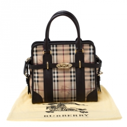 مملوكة مسبقًا حقيبة بربري مينفورد مربعات هايماركت بلاستيك مشمع و جلد بيج و بني داكن