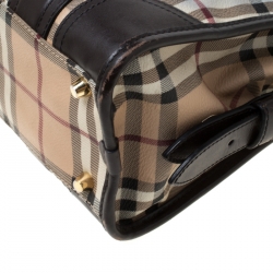 مملوكة مسبقًا حقيبة بربري مينفورد مربعات هايماركت بلاستيك مشمع و جلد بيج و بني داكن