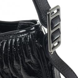 Pre Owned Burberry Black Patent Shoulder Bag