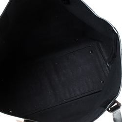 مملوكة مسبقًا حقيبة شوبر بربري PVC كاروهات نوفا وجلد لامع بيج/ميتاليك