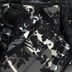 مملوكة مسبقًا Burberry Floral Check Tote Bag