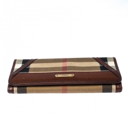 Pre Owned Burberry Beige/Brown House Check Fabric and Leather Leighton Continental Wallet           