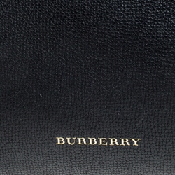 مملوكة مسبقًا Burberry Black Leather and House Check Fabric Small Banner Tote