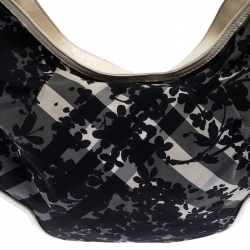 مملوكة مسبقًا حقيبة بربري Hernville جلد لامعة ونايلون كاروهات بيت بيضاء/ أسود 