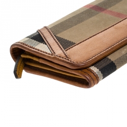 Pre Owned Burberry Brown/Beige House Check Fabric and Leather Leighton Continental Wallet