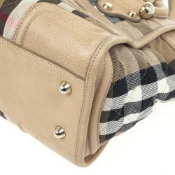 مملوكة مسبقًا Burberry Quilted House Check Manor Satchel