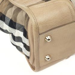 مملوكة مسبقًا Burberry Quilted House Check Manor Satchel