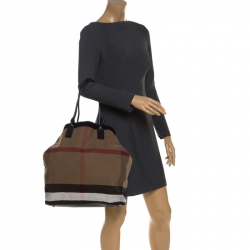 Pre Owned Burberry Beige/Black House Check Canvas and Leather with Shearling Lining Tote